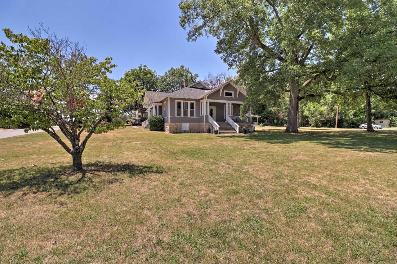 Historic Mountain Home Haven With Large Yard! Bagian luar foto